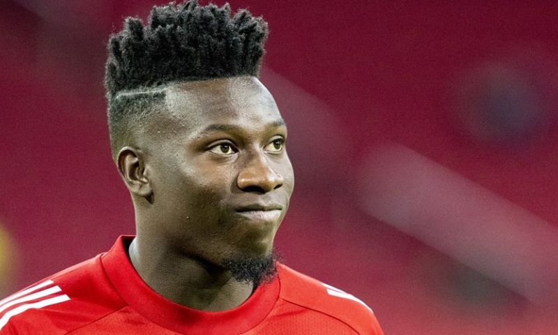 Telegraaf: grote vraagtekens bij 'coronabesmetting' van Ajax-doelman Onana Afbeelding: Telegraaf: grote vraagtekens bij 'coronabesmetting' van Ajax-doelman Onana