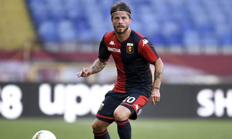 Kamp-Schöne overweegt juridische stappen tegen Genoa: 'Schendingen van contract' Afbeelding: Kamp-Schöne overweegt juridische stappen tegen Genoa: 'Schendingen van contract'