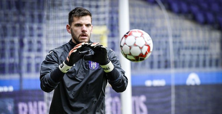 'Anderlecht gaat dan toch rond de tafel zitten met Van Crombrugge'
