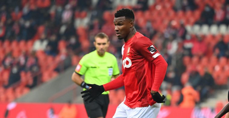 Oulare zet criticaster van Lestienne op zijn plaats: 'Jij kent niets van voetbal'