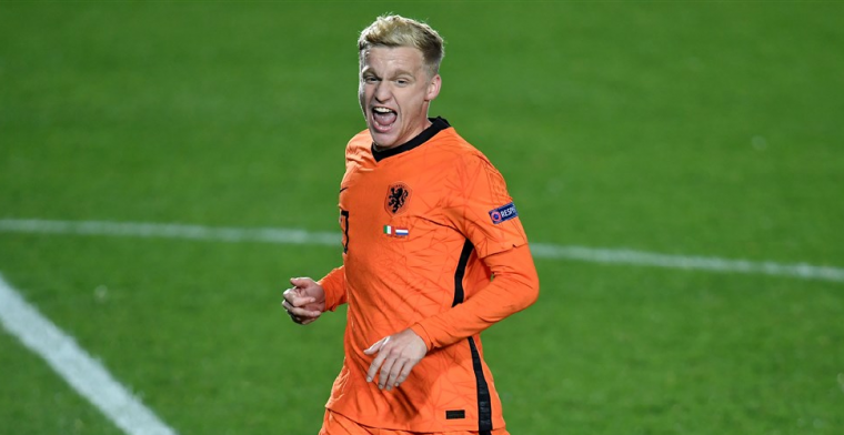 Nog geen basisplaats voor Van de Beek: 'Zelfs Zlatan en Pogba schrokken zich rot'