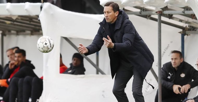 Schmidt gewaarschuwd voor Vitesse: 'Op die punten zijn ze hetzelfde als PSV'