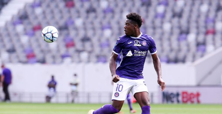 'Leya Iseka kan nog een verrassende transfer naar Ligue 1 maken'