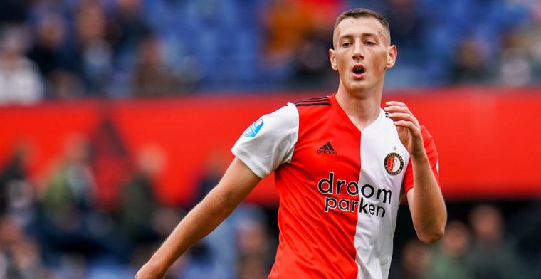Bozeník laat niets los over Feyenoord-rentree: 'Zit een schroef in mijn voet'