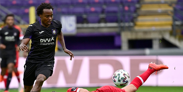 Anderlecht moet vertrek van Tau niet vrezen: Hij geeft elke keer het voorbeeld