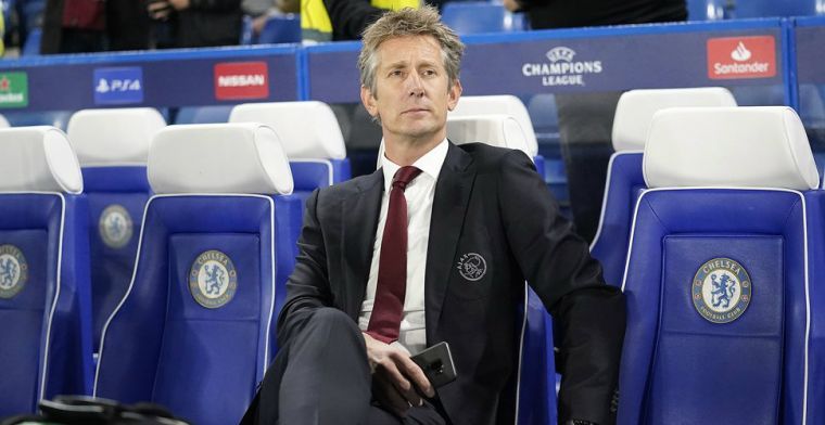Ajax-directeur Van der Sar wil snel duidelijkheid: 'Je gaat je dat nu afvragen'