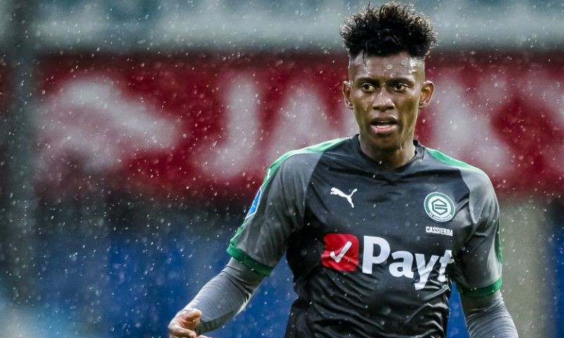 'Net een school: mijn coach was Bergkamp en ik voetbalde met Frenkie de Jong' Afbeelding: 'Net een school: mijn coach was Bergkamp en ik voetbalde met Frenkie de Jong'