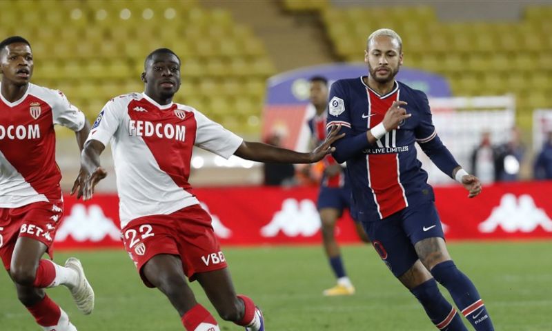 Volland en Fabregas doen PSG pijn: twee goals van Mbappé niet genoeg Afbeelding: Volland en Fabregas doen PSG pijn: twee goals van Mbappé niet genoeg