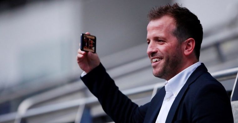 Van der Vaart enthousiast over 'type-Van Bommel' van Ajax: 'Heel goed gedaan'