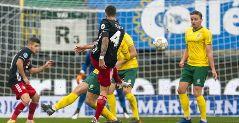 Feyenoord-verdediger Senesi kan niet kiezen: 'Met familie en vrienden gesproken'