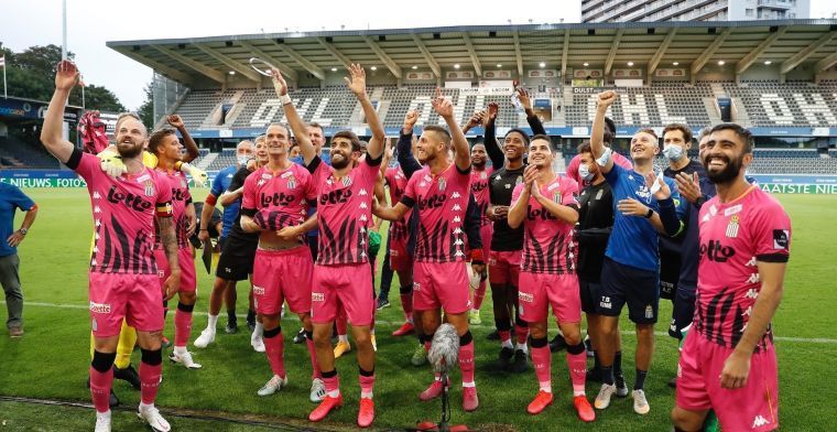 OFFICIEEL: Rode Duivel Kayembe verlengt zijn contract bij Charleroi