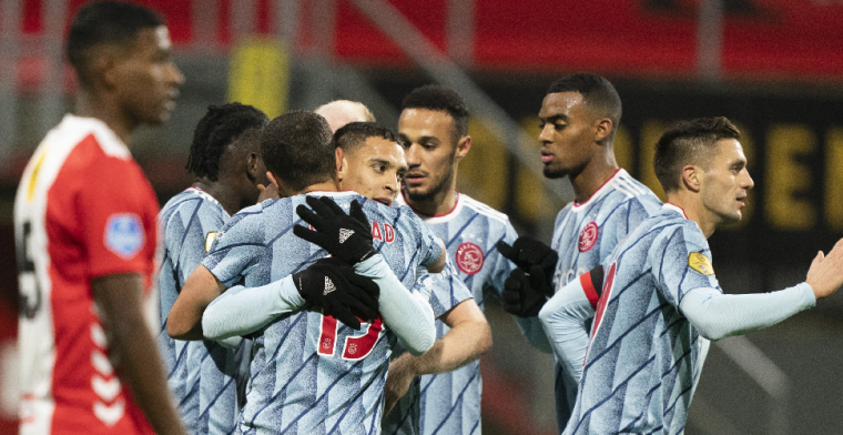 Ajax-spelers juichen niet na maken doelpunt: Dat zegt eigenlijk al genoeg