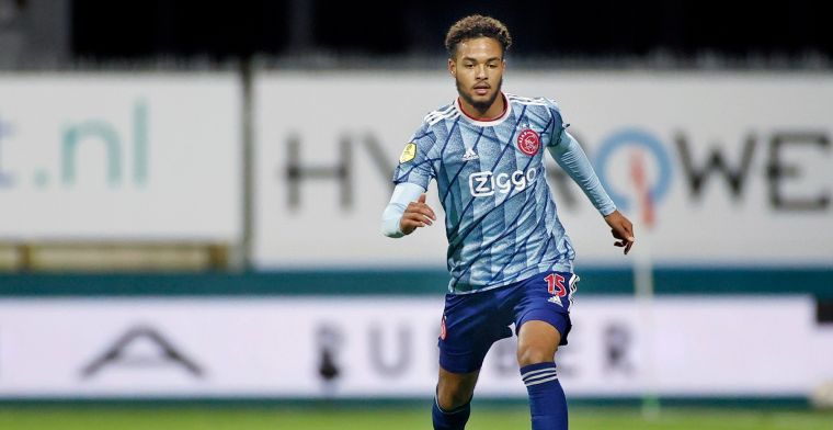 Debutant Rensch: 'Elke autorit naar Ajax heeft een verhaal voor mij'