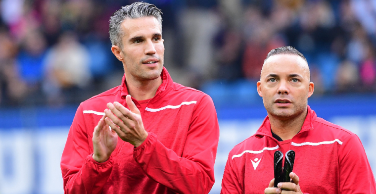 Van Persie: 'Maradona zei: 'Robbie, je hebt mijn linkerbeen' en gaf er een kus op'