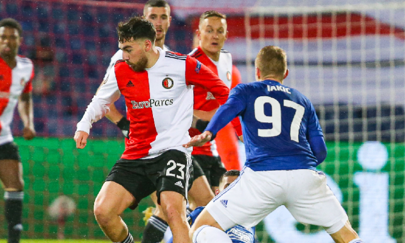Armoedig Feyenoord gaat kopje onder in De Kuip en móet winnen in Oostenrijk Afbeelding: Armoedig Feyenoord gaat kopje onder in De Kuip en móet winnen in Oostenrijk