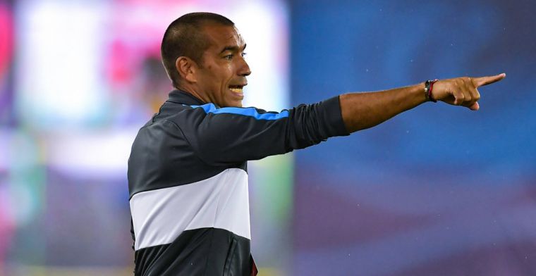 Van Bronckhorst sluit Guangzhou-boek: 'Mooi avontuur, maar nu is het genoeg'