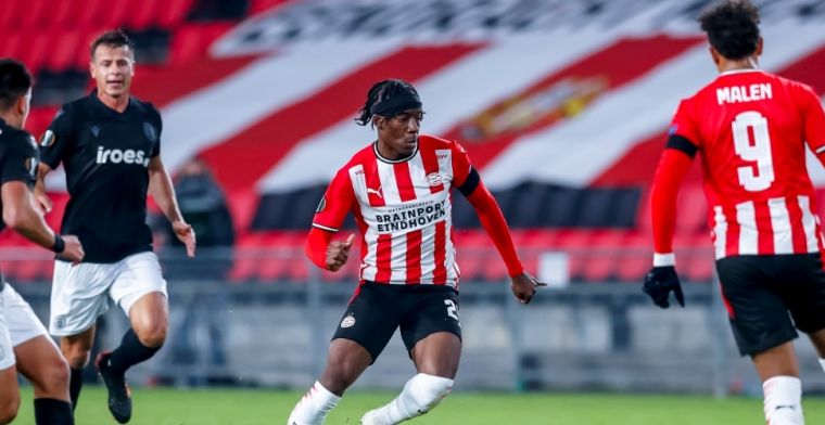 Madueke leert van 'meester' Van Nistelrooy: 'Makkelijke goals, moest ik leren'
