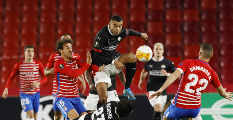 Grote PSV-gok Schmidt pakt goed uit: 'Nu kun je weer een veer in z'n kont stoppen'