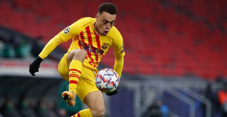 'Eigenaardige' Dest nu al belangrijk bij Barça: 'Bij Ajax nog tweede keus geweest'