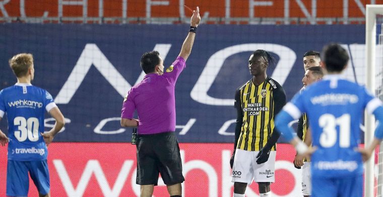 Vitesse stort in na rode kaart en kan maar kort genieten van virtuele koppositie