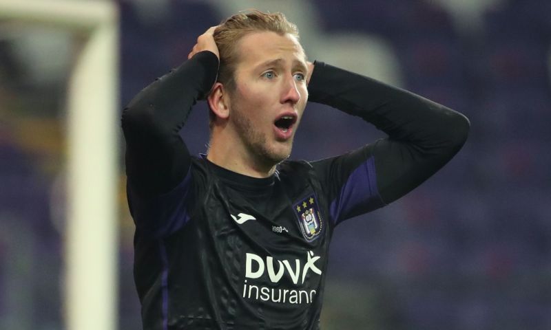Situatie van Vlap lijkt uitzichtloos bij Anderlecht: 'Wat is zijn toekomst?' Afbeelding: Situatie van Vlap lijkt uitzichtloos bij Anderlecht: 'Wat is zijn toekomst?'