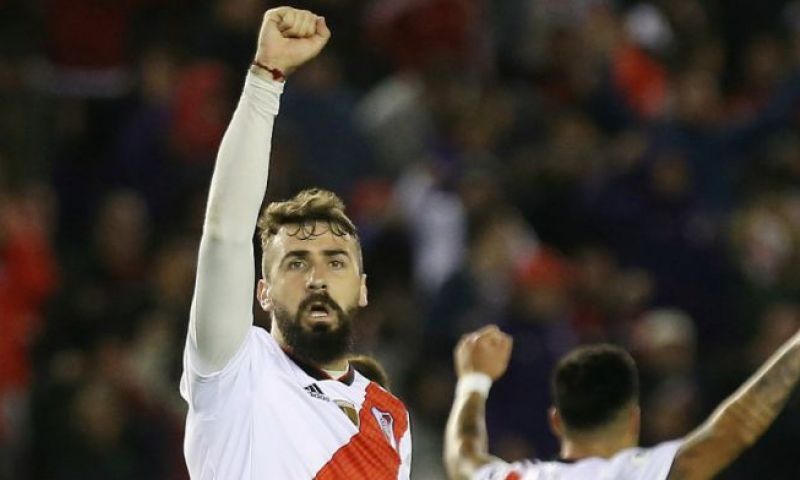 River Plate hoopt op deal met Feyenoord: 'Ze besloten niet tot een optie tot koop' Afbeelding: River Plate hoopt op deal met Feyenoord: 'Ze besloten niet tot een optie tot koop'