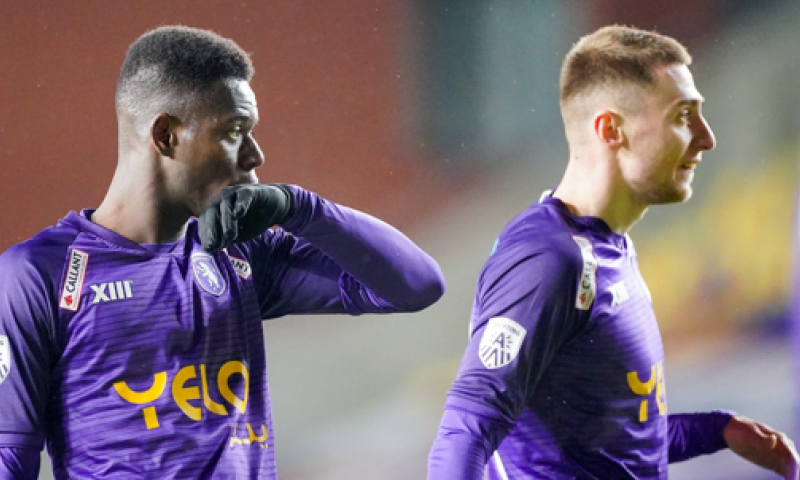 'AC Milan klopt aan bij Beerschot, dat geen rekening houdt met winters vertrek' Afbeelding: 'AC Milan klopt aan bij Beerschot, dat geen rekening houdt met winters vertrek'