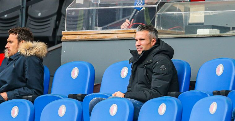 Van Persie begrijpt Ajax-spits Brobbey: 'Hebt er hartstikke goede speler achter'