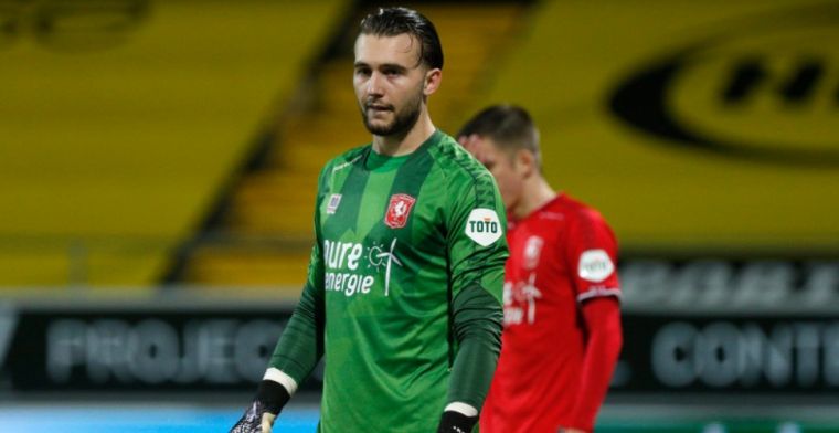 Ajax heeft schaduwlijstje voor Onana-opvolger: 'Hoor en lees er veel over'