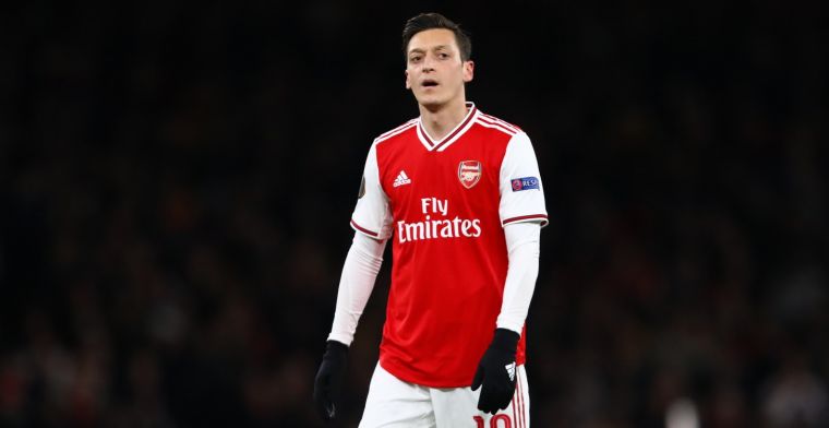 Özil staat voor overstap naar Fenerbahçe: 'Komst dichterbij dan ooit'