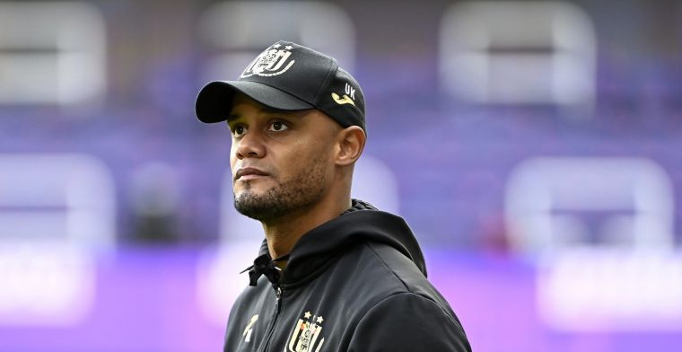 Kompany reageert scherp na rood voor Anderlecht: We lopen achter