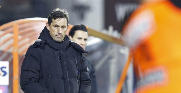 Schmidt is het niet eens met Jonk: 'Zege PSV op basis tweede helft verdiend'