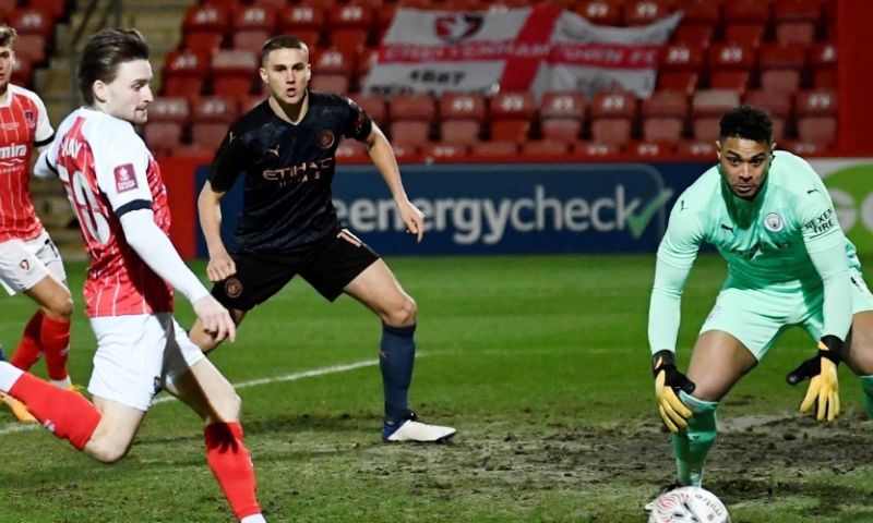 Man City scheert langs rand van FA Cup-afgrond tegen Cheltenham (League Two) Afbeelding: Man City scheert langs rand van FA Cup-afgrond tegen Cheltenham (League Two)