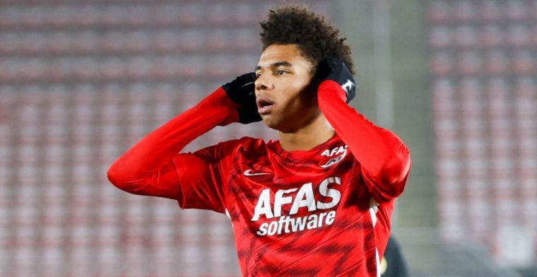 Lof voor jeugdopleiding AZ: 'Bij Jong Ajax zie ik helemaal niets voor het eerste'