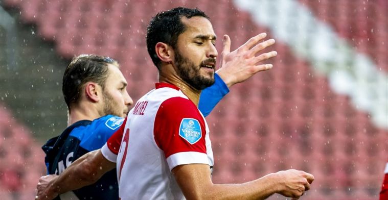 Spelers bespreken het beïnvloeden van de scheids: 'Het is duidelijk dat het kan'