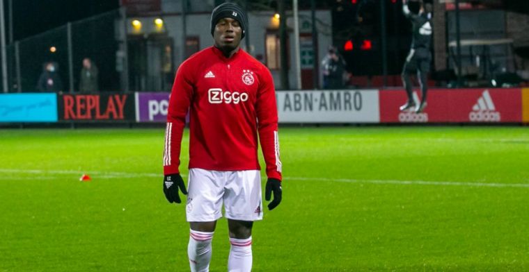 Van Wonderen reageert koeltjes op basisplaats Traoré bij Jong Ajax