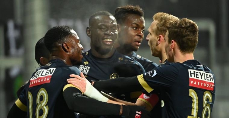 Antwerp springt tijdelijk over KRC Genk na zege tegen AS Eupen