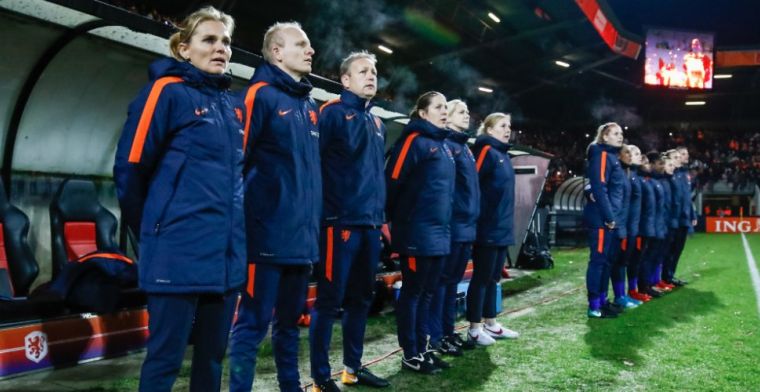 Volgende klap voor Oranje Leeuwinnen: 'We zien hem niet graag vertrekken'