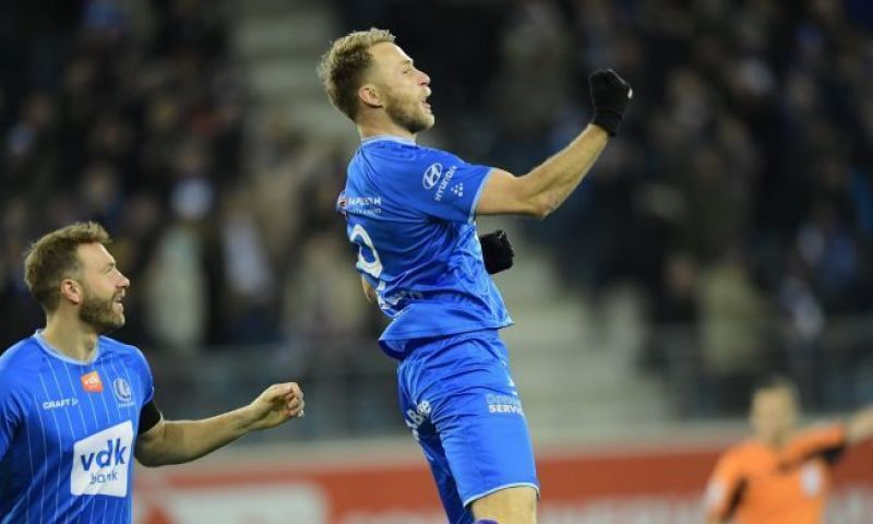 'Veel interesse in Bezus, maar middenvelder denkt niet aan vertrek bij KAA Gent' Afbeelding: 'Veel interesse in Bezus, maar middenvelder denkt niet aan vertrek bij KAA Gent'