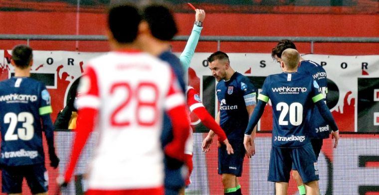 Jubilaris Van Polen na rode kaart: 'Had ik hem maar stomp op zijn smoel gegeven'