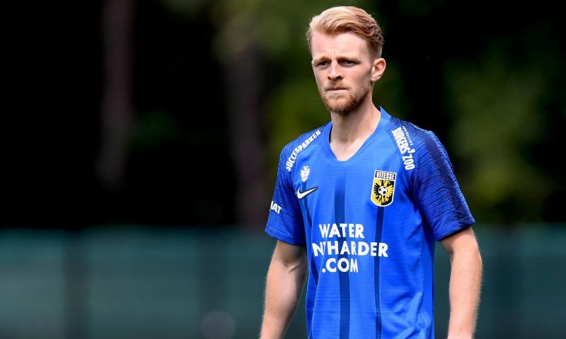Vitesse eindelijk verlost van Letsch-slachtoffer: 'Dit is de beste uitkomst' Afbeelding: Vitesse eindelijk verlost van Letsch-slachtoffer: 'Dit is de beste uitkomst'