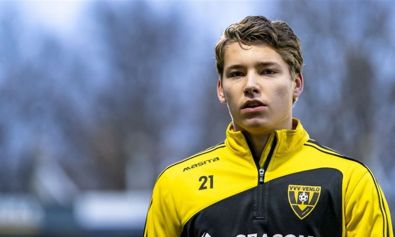 Linthorst (20) rondt bijzondere transfer af en gaat in de woestijn voetballen Afbeelding: Linthorst (20) rondt bijzondere transfer af en gaat in de woestijn voetballen