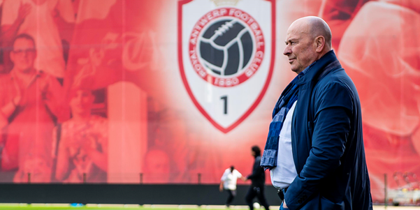 'Antwerp denkt aan vier nieuwkomers, onder andere bij KV Oostende en Fulham'