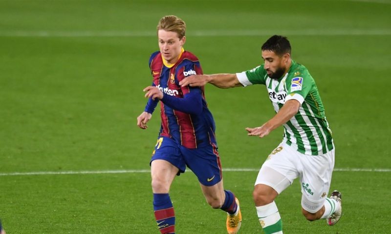 'Verdediger' De Jong was noodplan van Barcelona: 'Hij maakte wel fouten' Afbeelding: 'Verdediger' De Jong was noodplan van Barcelona: 'Hij maakte wel fouten'