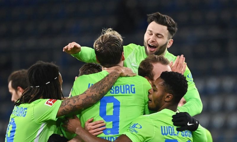 Memphis weer het mannetje bij Lyon, Weghorst mag dromen van Champions League Afbeelding: Memphis weer het mannetje bij Lyon, Weghorst mag dromen van Champions League