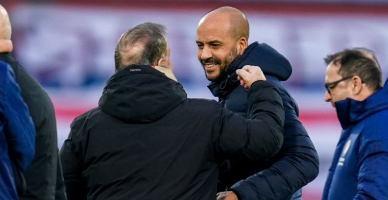 LIVE-discussie: AZ-coach Jansen wijst Stengs-vervanger aan tegen VVV