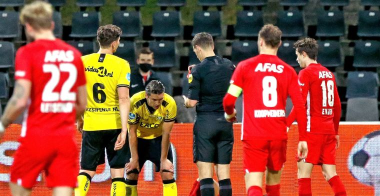 Kum krijgt opnieuw rood en pakt Eredivisie-record: 'Weinig gaat zoals ik wil, nee'
