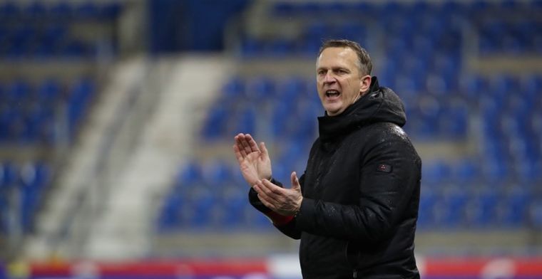 'Van den Brom moet vrezen voor zijn job: clubbestuur van Genk in crisisoverleg'