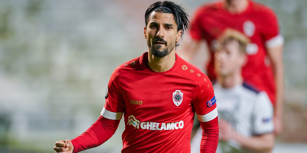 Kiest Refaelov (34) voor andere Belgische club? Antwerp neemt een groot risico