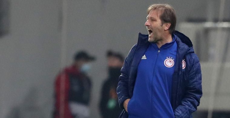 Olympiakos-trainer spreekt Schmidt (PSV) tegen: Totaal niet mee eens